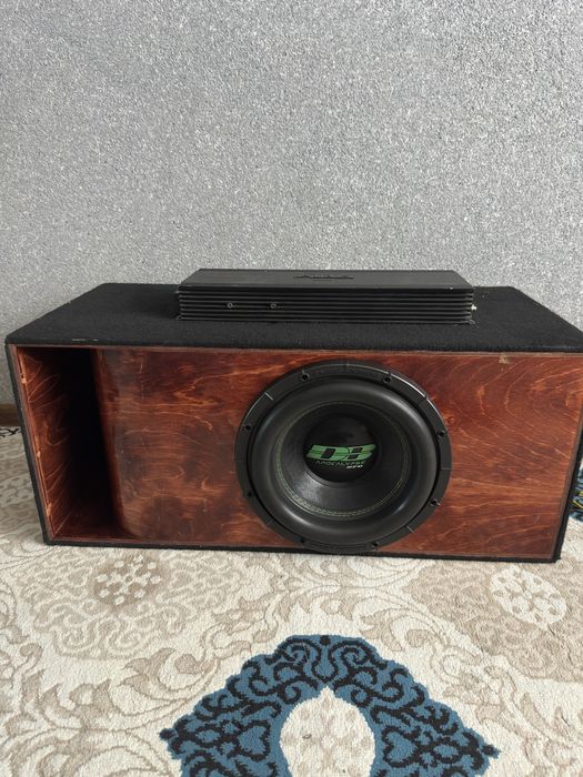 Db  3000w uslitel aura 2000w