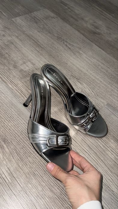 Босоножки за 15000тг