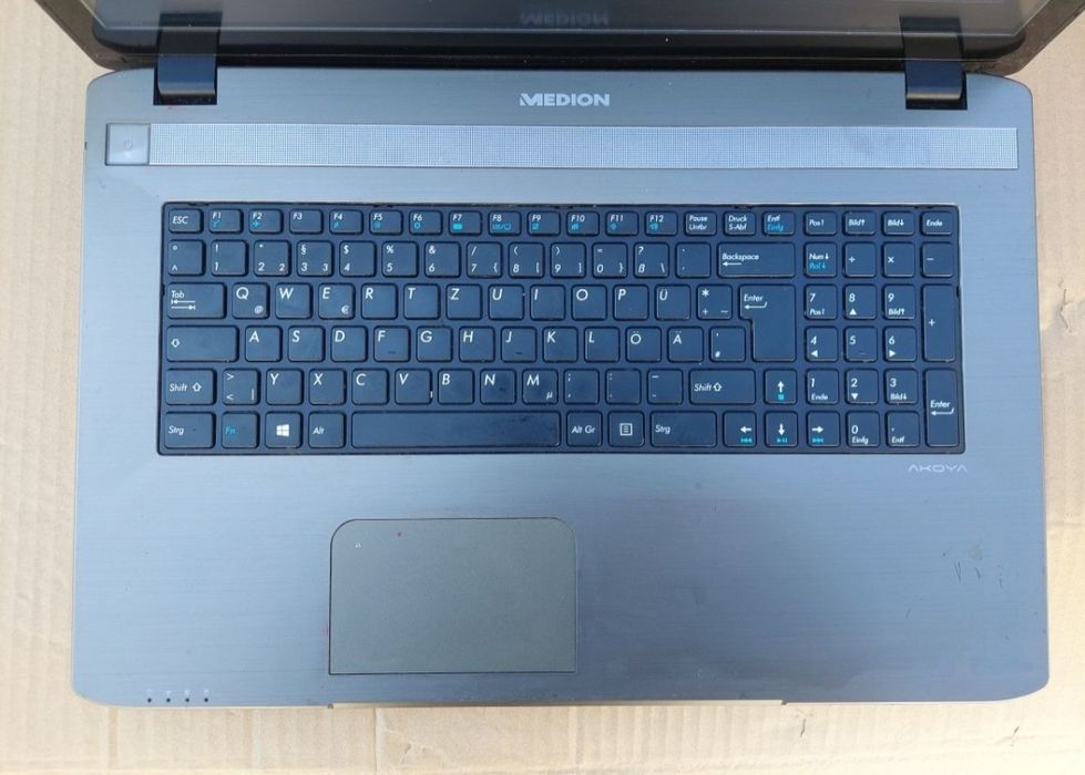 Laptop Medion Akoya 17"