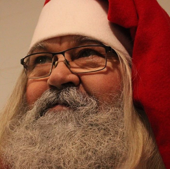 Inchiriez Mos Craciun autentic!