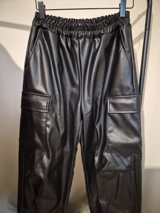 Кожен спортен панталон