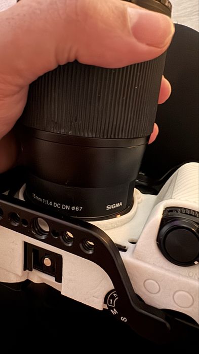 Sigma 16mm - obiectiv