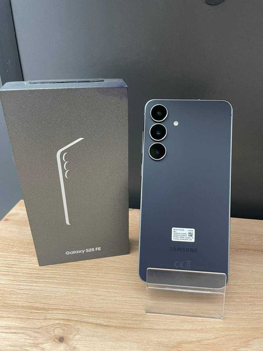 Telefon Samsung Galaxy S25 FE Jet Black 256GB Cod 115904