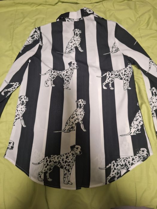 Топ с принт кучета