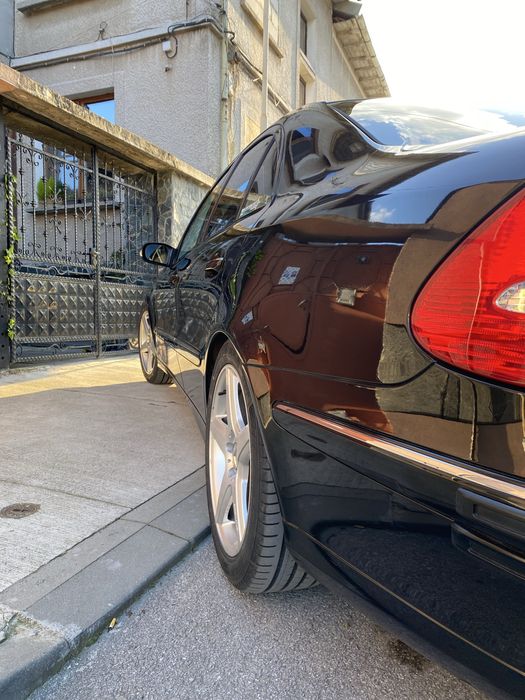 Mercedes E320 2002г. с газ