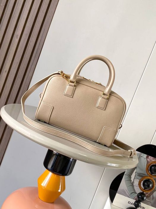 Geanta Loewe Amazona 23