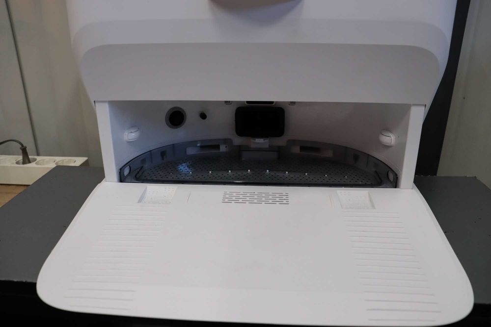 Самоизпразваща робот прахосмукачка Eureka J20 ULTRA,8000Pa,моп, сушене