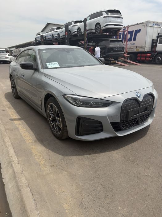 BMW i4 40L M-Sport
