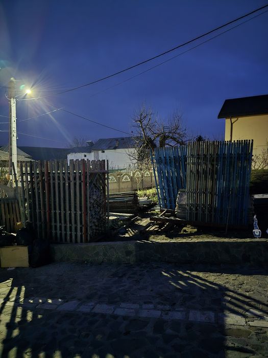 Schela de inchiriat schela ingusta și izolații exterioare