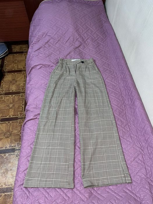 Брюки женские Bershka