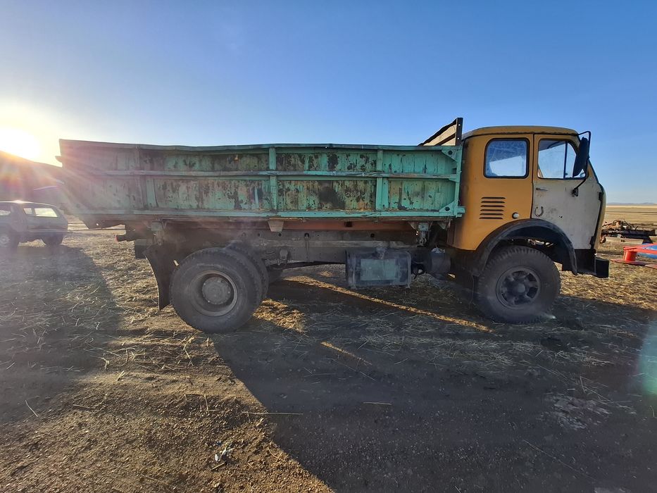 Продам грузовик маз 500