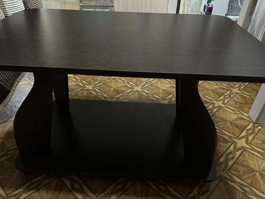 Продам 2 стола в отличном состоянии