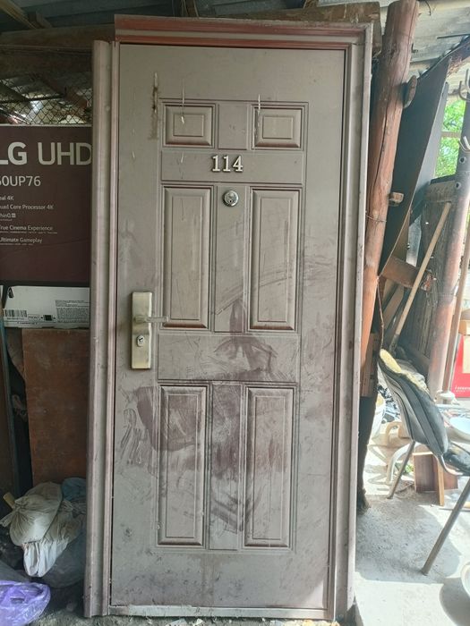 Дверь железная 15тыс