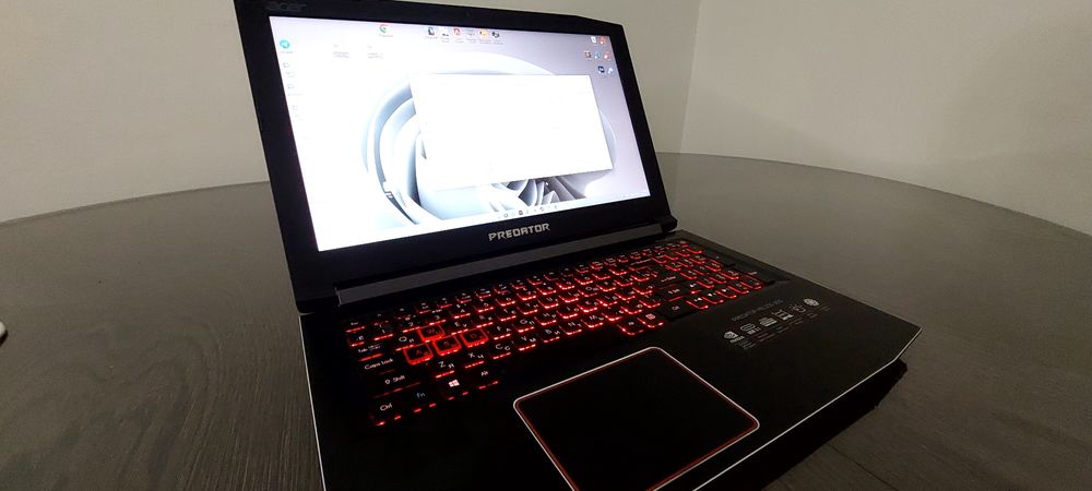 Продам игровой ноутбук