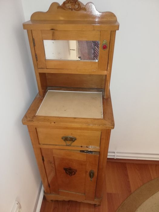 Mobila veche 3 corpuri