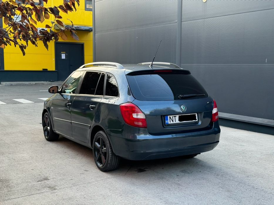 SKODA Fabia 2012 — imagine 4