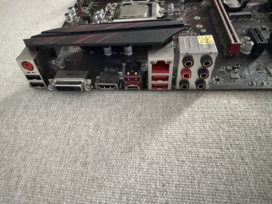 Дънна платка MSI Z390 gaming plus