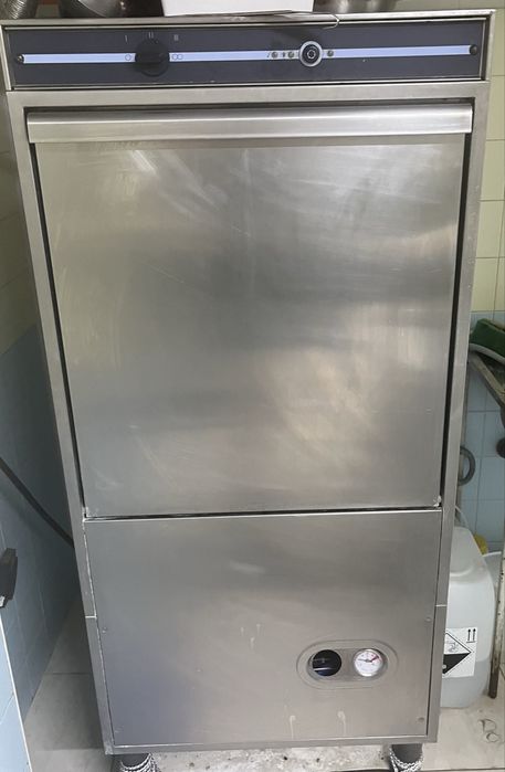 Конвектомат,миялна машина