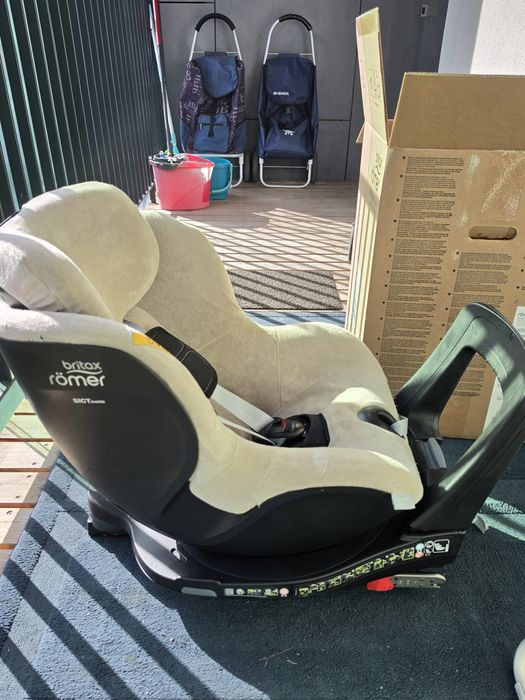 Britax römer dualfix i-size