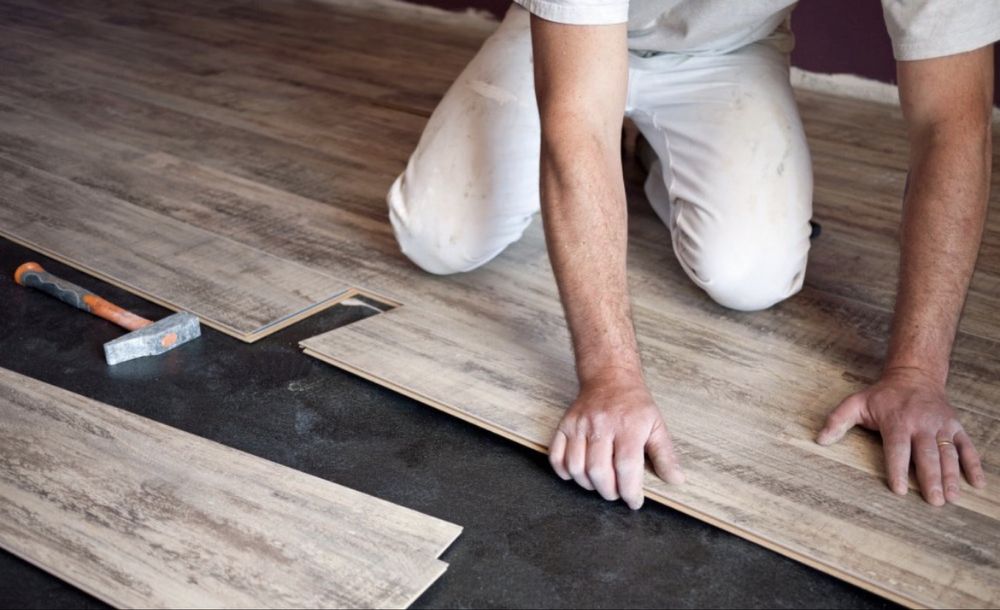 Укладка ламината.