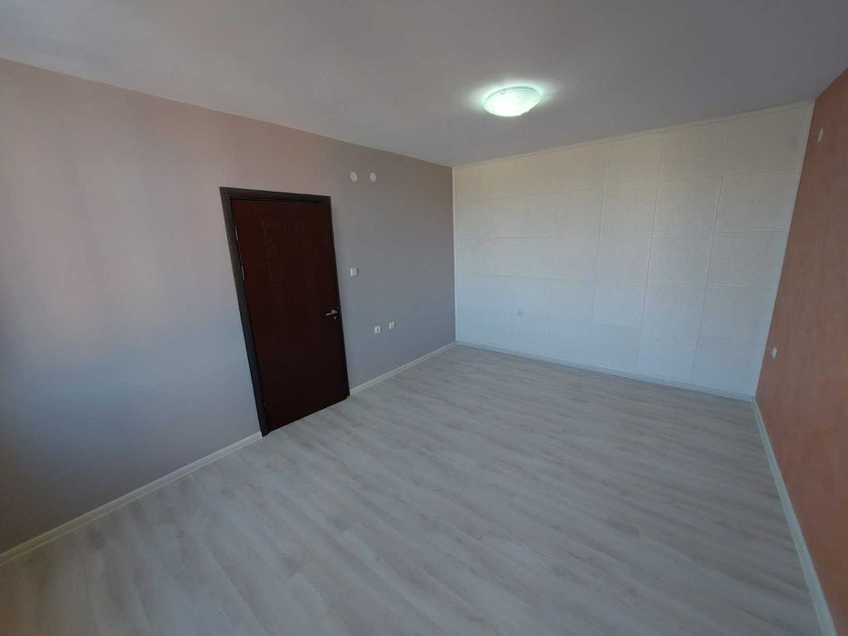 Продава се Двустаен апартамент в Търговище, Вароша - 40 кв.м за 1237 €/кв.м - Снимка #2