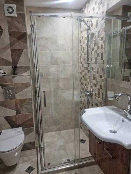 Дава се под наем Тристаен апартамент в Бургас, Братя Миладинови - 120 кв.м за 1020 € - Снимка #6