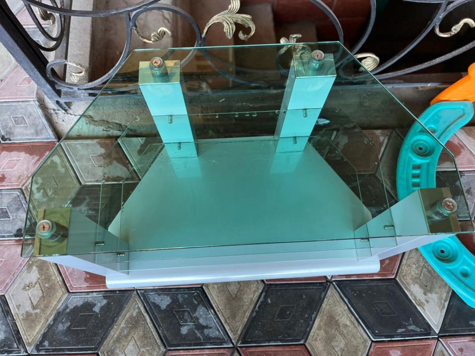 Полка стеклянная