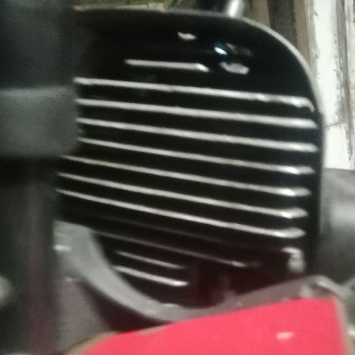 Бензопила зверь 82 куба!!!