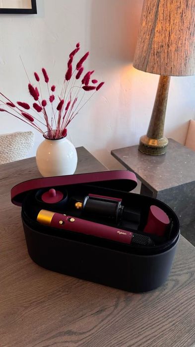 Dyson Airwrap HS08 Red Velvet — глубина цвета и премиальный результат