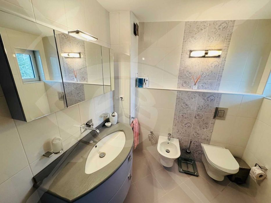 Дава се под наем Къща в Бургас, Сарафово - 140 кв.м за 2493.39 € - Снимка #8