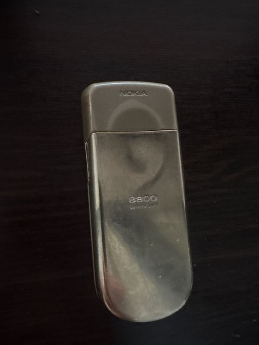 Продам Nokia 8800 sirocco gold