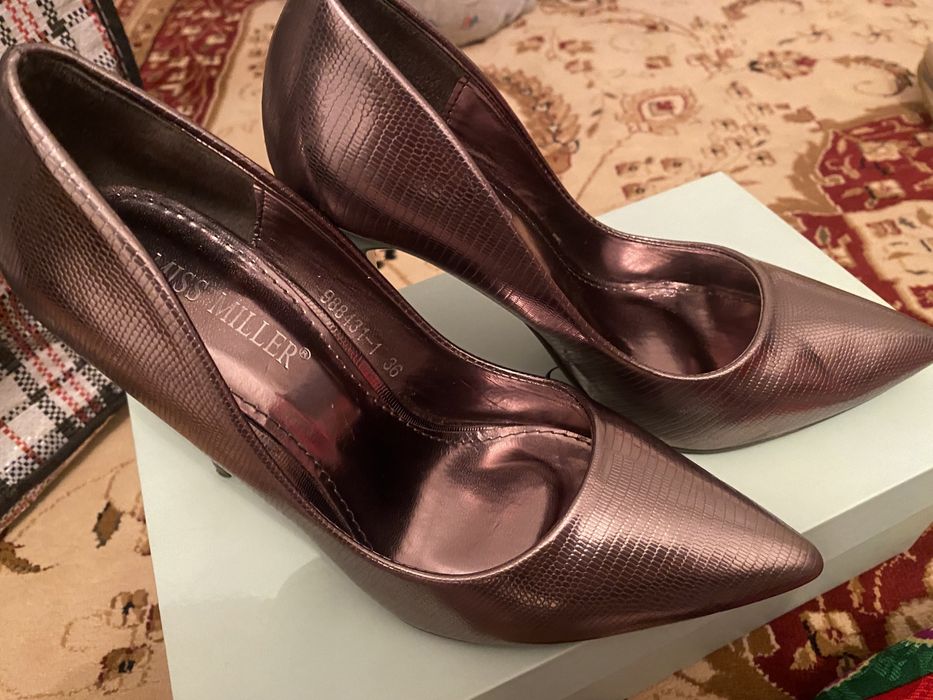 Туфли сатылады…….