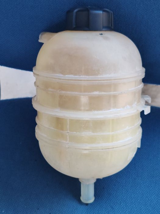 Разширителен съд за Пежо 206+