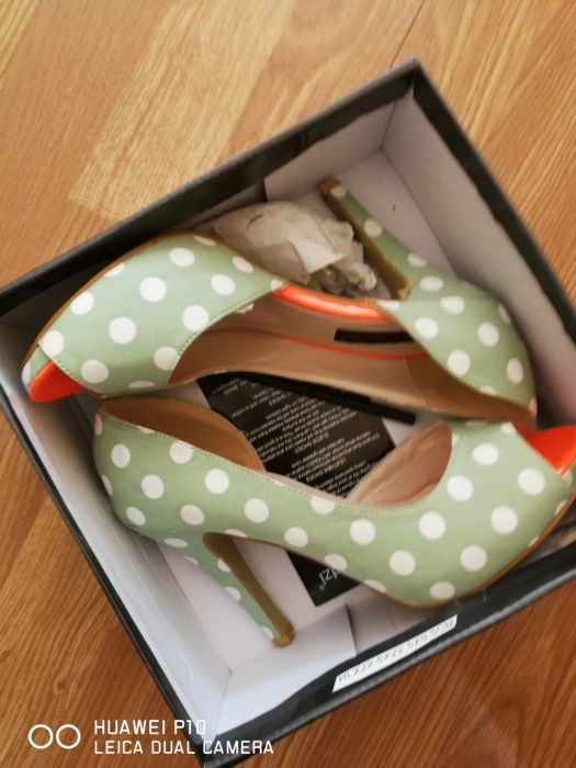 Дамски обувки и боти