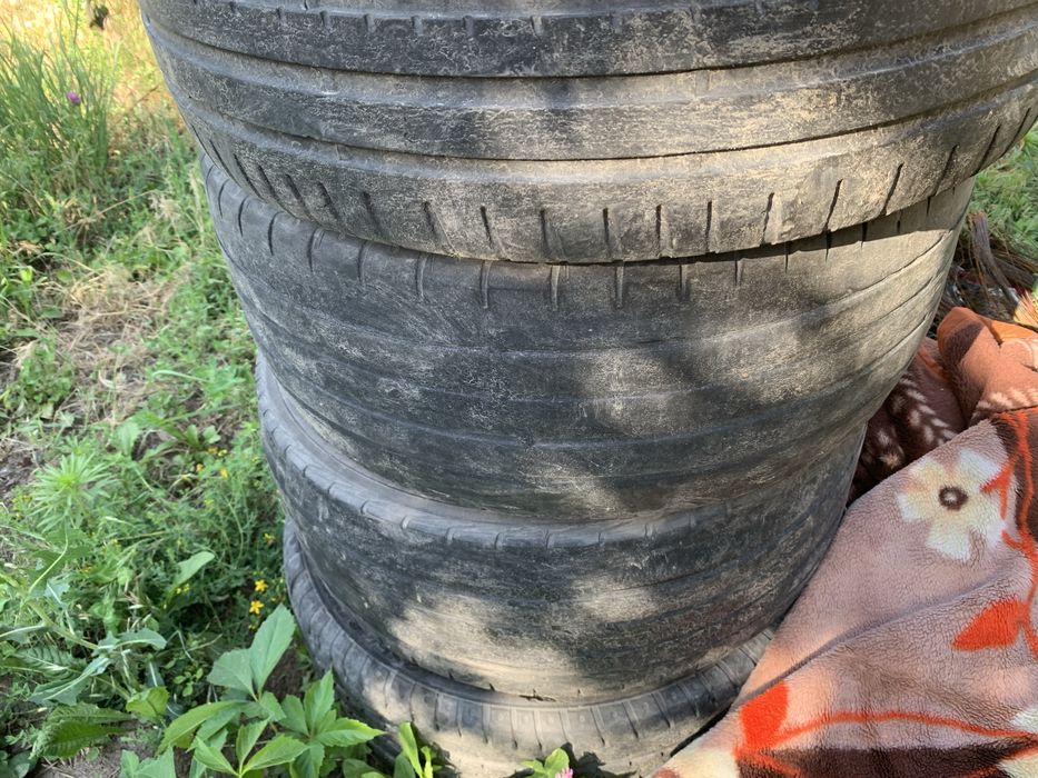 Продам шин 255/40/19