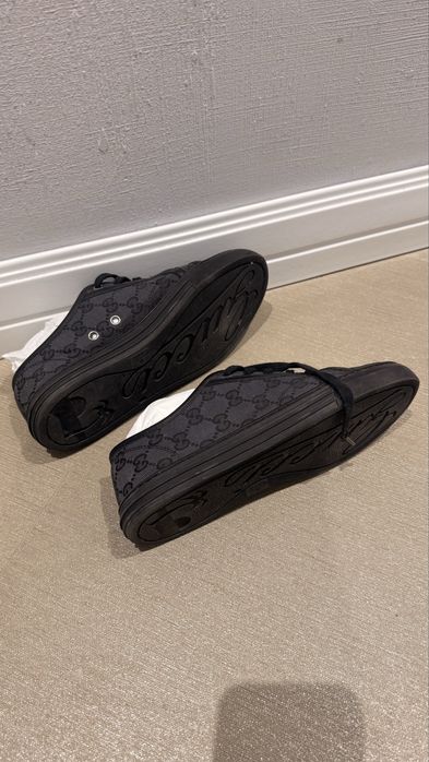 Кецове Gucci и Prada и сандали Dolce Gabbana