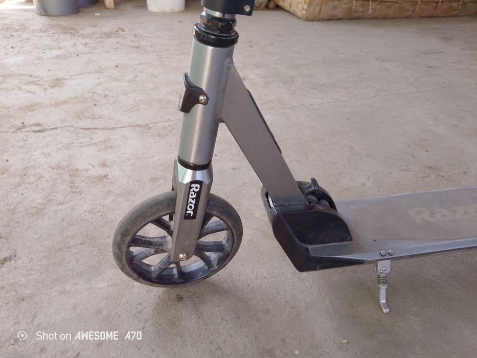 Электросамокат Razor