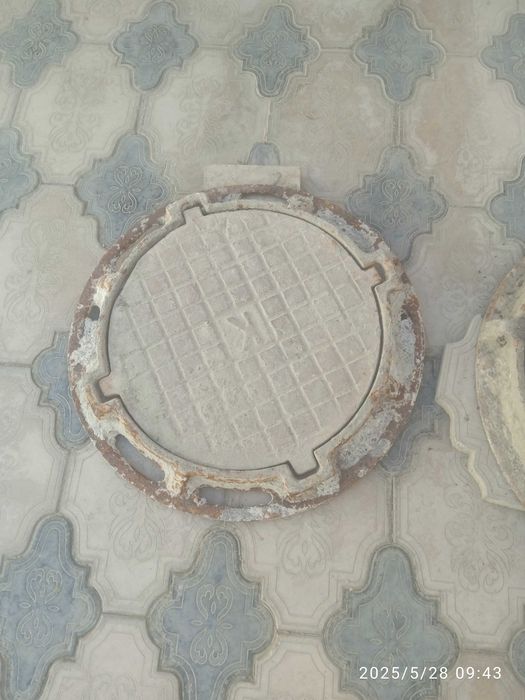 Советский чугунли канализация люки комплект кришкаси билан сотилади