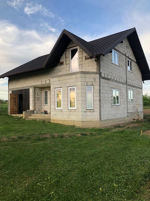 Casa de vânzare Plopeni+teren