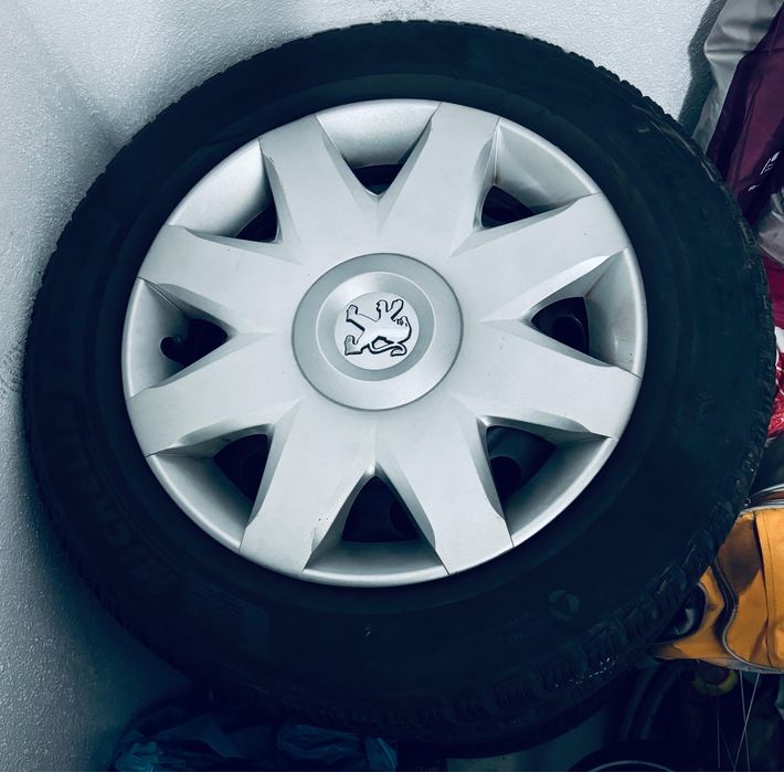 Roti anvelope Peugeot 3008 R16 215 60 Michelin
