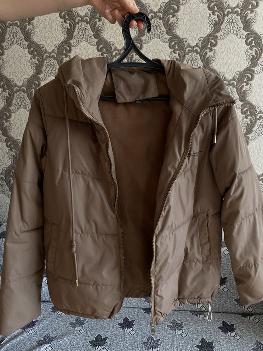 Куртка весенняя.