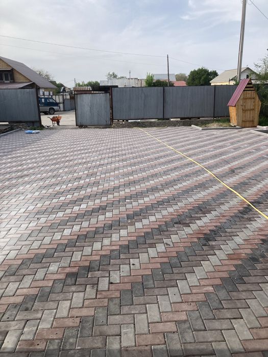 Укладка брусчатки (тратуарной плитки)