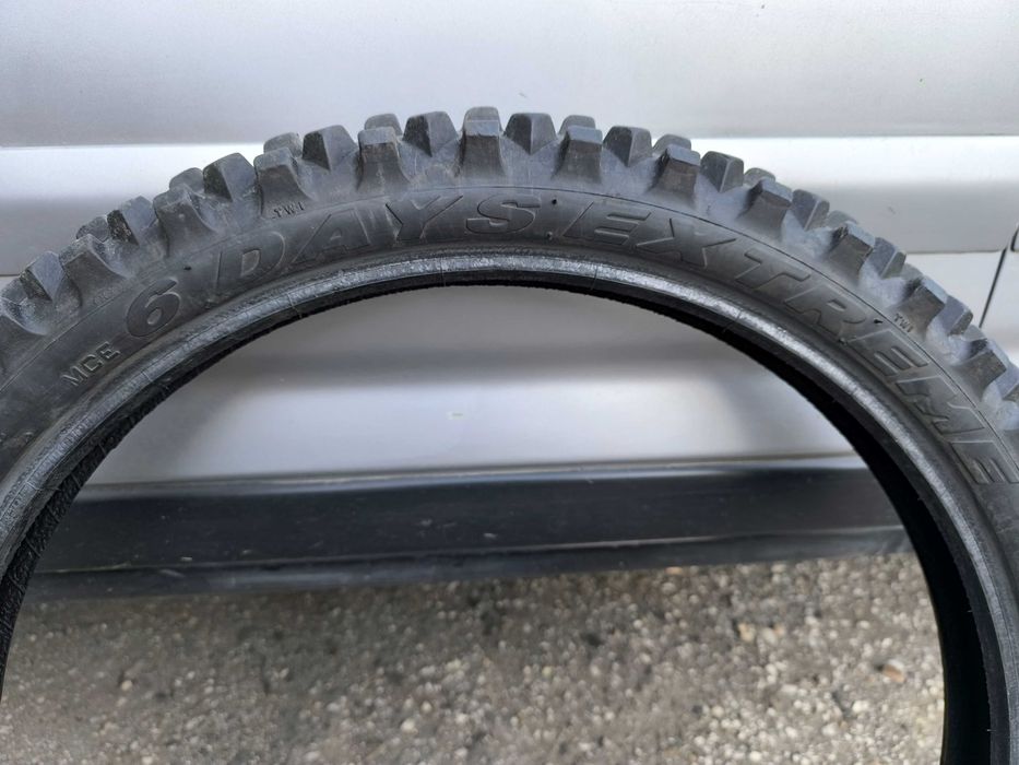 Кросова гума metzeler 90/90/21