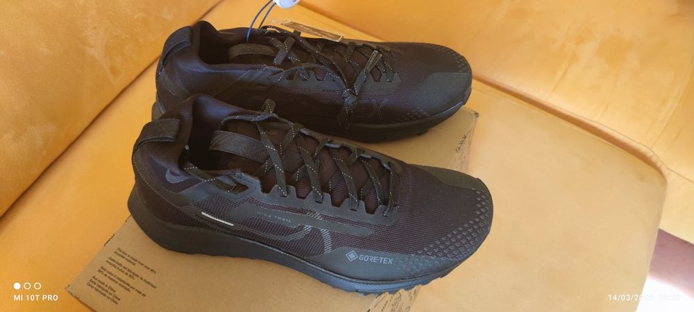 Маратонки Nike, On, New Balance