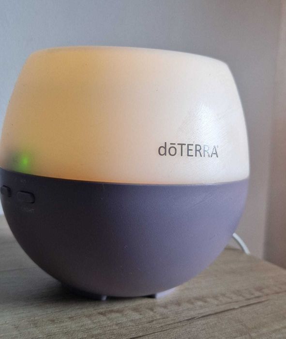 Difuzor aromoterapie DoTerra utilizat f putin