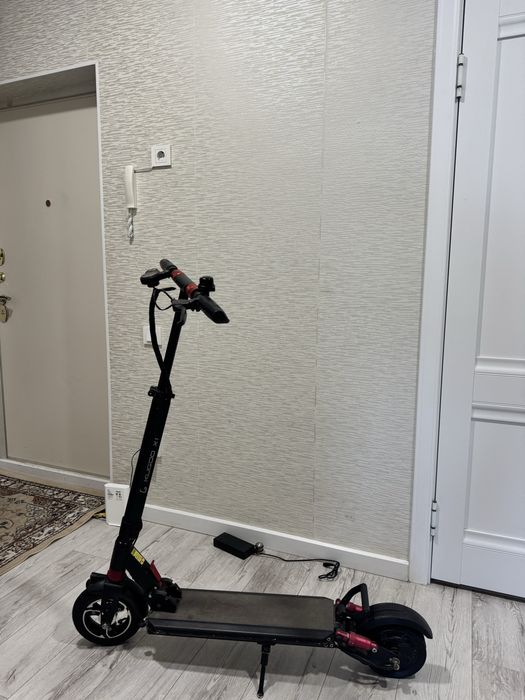 Электросамокат kugoo x1