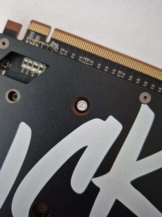 Rx 6700xt XFX QlCK 12gb Vram