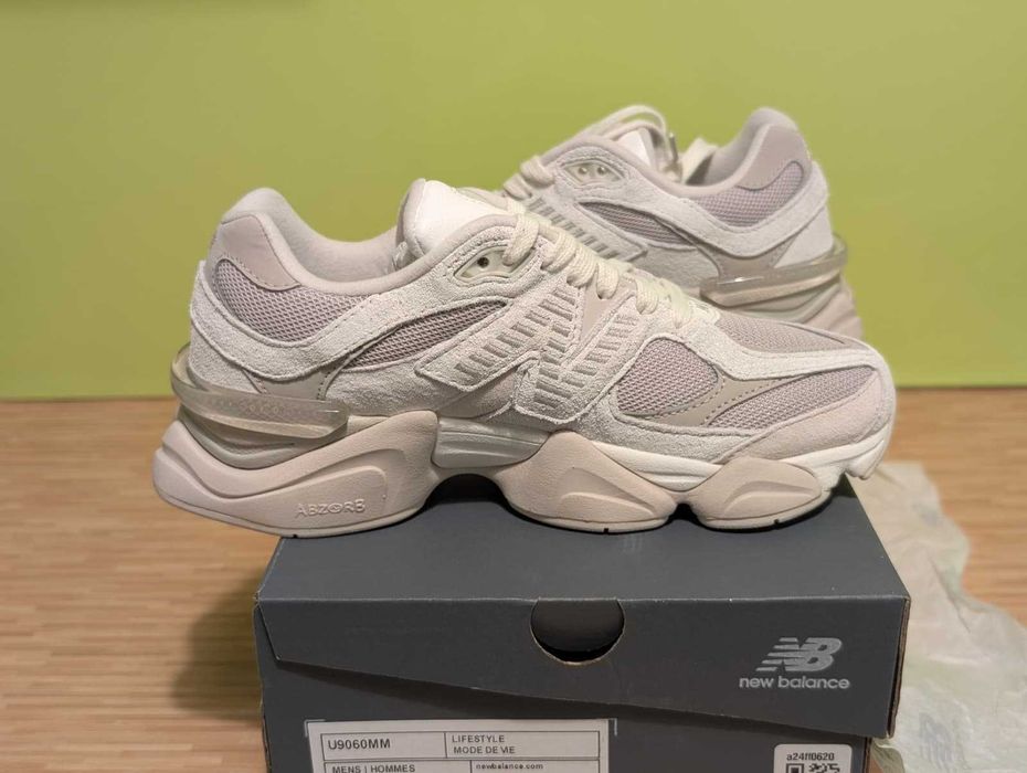 Vand New Balance 9060 Grey Moonbean Marime 38