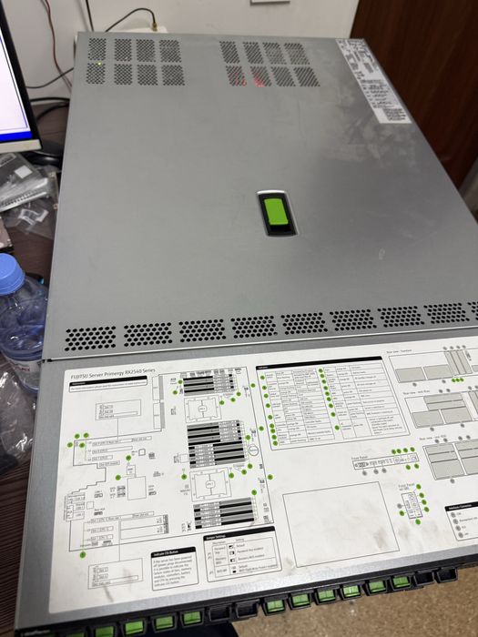 продам мощный сервер futjitsu