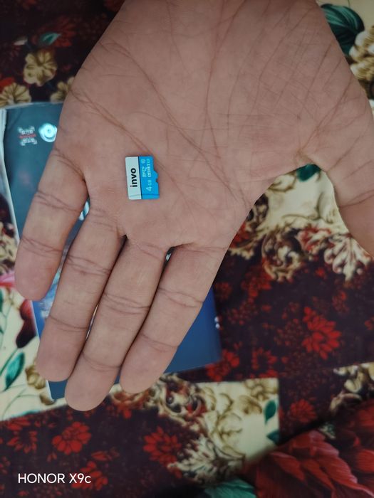 Rustili kitobi buknomiy